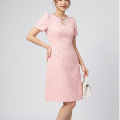 Alternative view of Mã D200- Cổ giọt nước - Đầm suôn gấm dệt hoa nổi